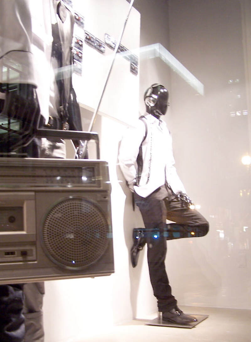 Saks Fifth Avenue